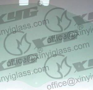LH FRONT DOOR GLASS GREEN (6 HOLES)